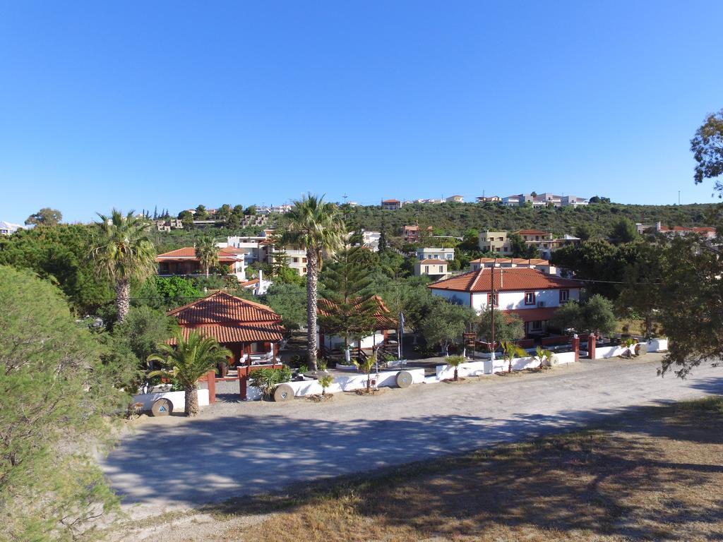 Studios Resbithas Гитио Екстериор снимка